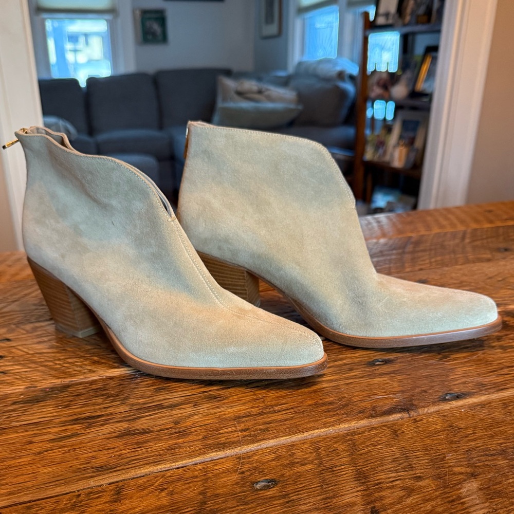 Vince Light Tan Ankle Booties